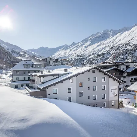Haus Verwall Aparthotel 4*