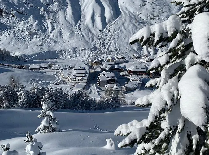 アパートホテル Haus Verwall