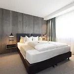 מלון דירות Haus Verwall 4*