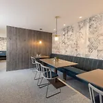 Haus Verwall מלון דירות 4*