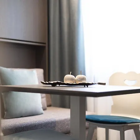 维尔沃公寓式酒店