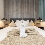 维尔沃公寓式酒店