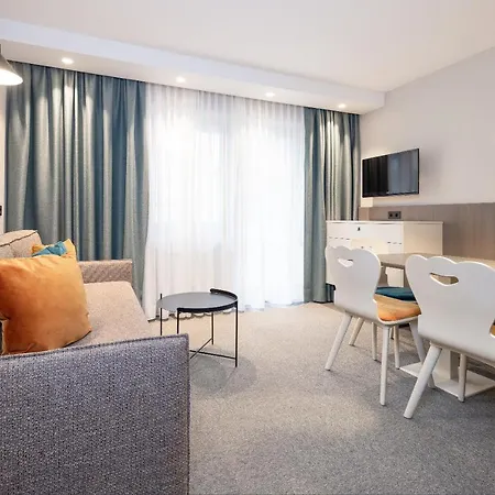 Haus Verwall Apart Otel
