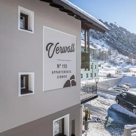 Haus Verwall Hotel apartamentowy