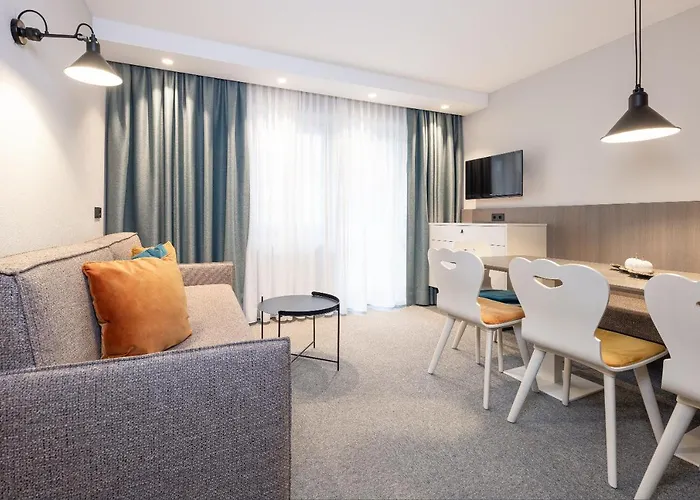 Haus Verwall Hotel apartamentowy