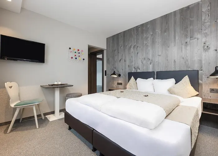 Hotel apartamentowy Haus Verwall 4*