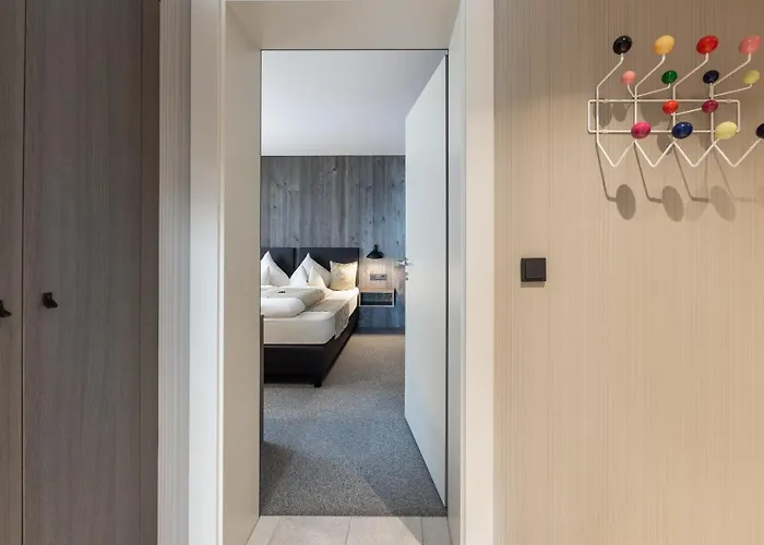 Haus Verwall Hotel apartamentowy 4*