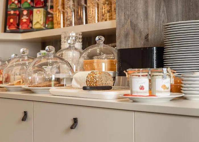 Haus Verwall Hotel apartamentowy